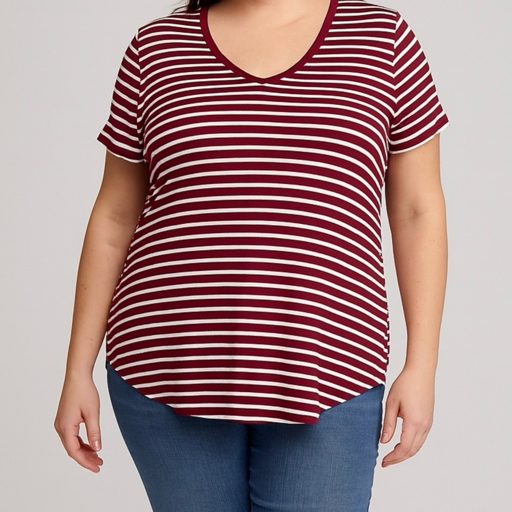 emerette Red & White Striped V‑Neck Tee – XL